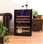 Cave à vin Bolero GrandSommelier 4850 Black Compressor, 48 bouteilles, avec système de refroidissement par compresseur pour une performance optimale. Température réglable et éclairage LED intérieur. – Image 4